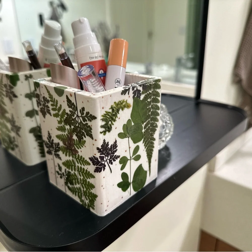 Makeup organizer - Pen Holder - real dried greenery